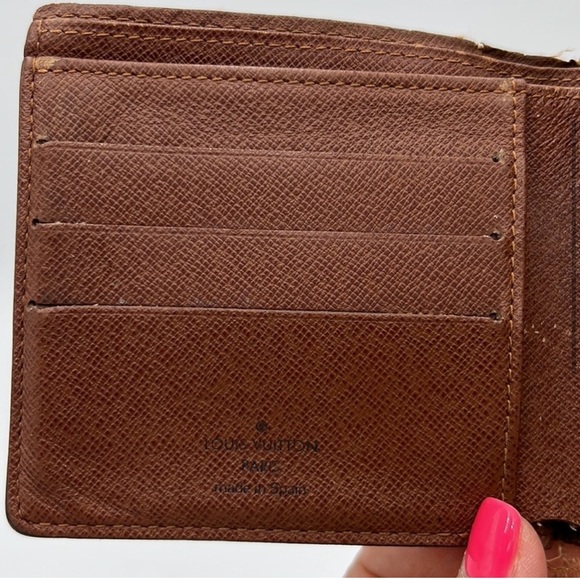 LOUIS VUITTON MONOGRAM PORTOFEUIL MARCO BI FOLD WALLET - Picture 4 of 12